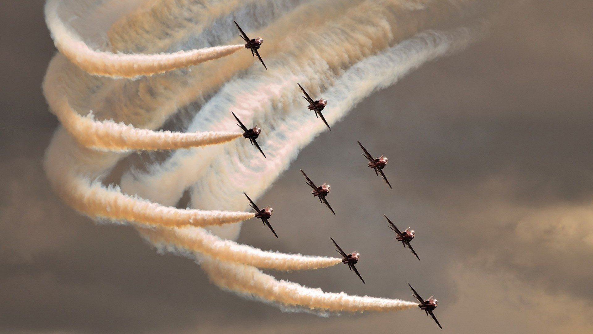 布里斯托流浪者边路渗透犀利,海港之队再攀高峰,布里斯托流浪者足球俱乐部