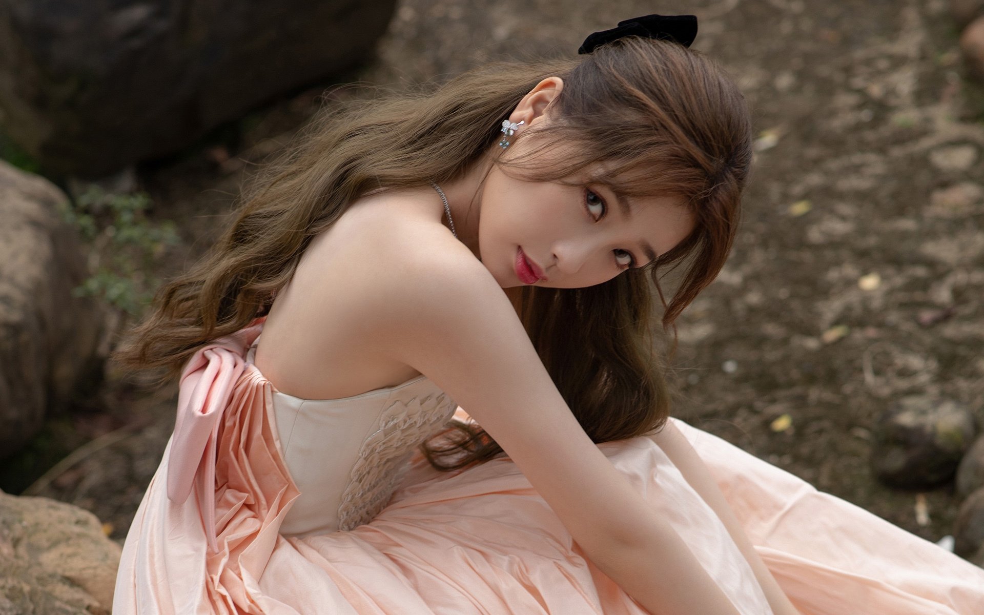 九游娱乐官网 (JIUYOU)-丁俊晖透露赛前习惯用轻音乐舒缓情绪，丁俊晖出场音乐